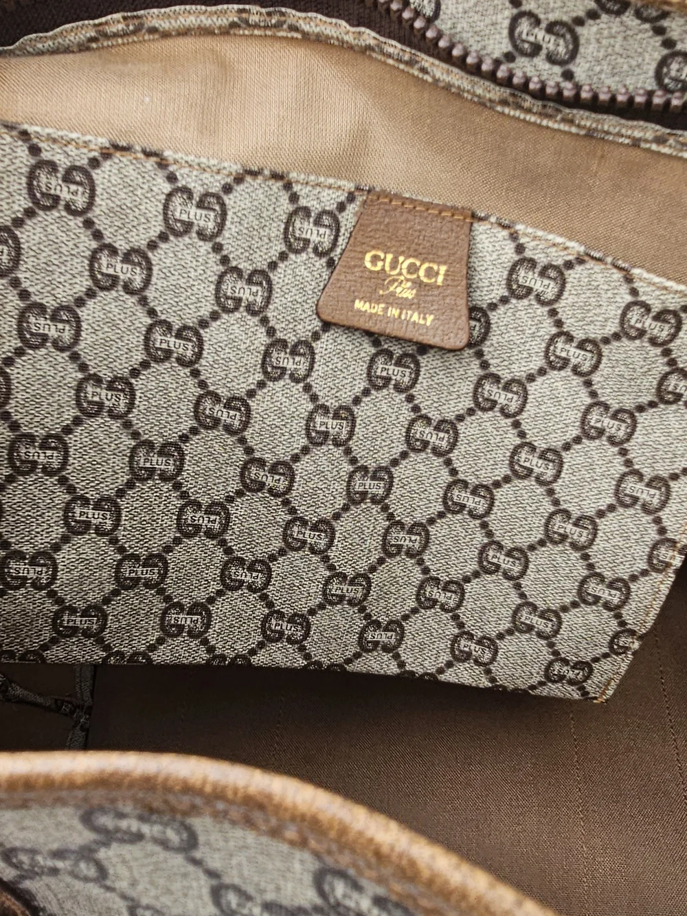 GUCCI PLUS GG Monogram Coated Leather Shoulder Tote Bag With COA - Picture 9 of 16